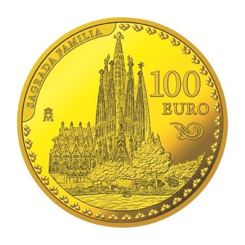 B. 100ユーロ金貨〈サグラダ・ファミリア〉（裏面）