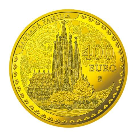 A. 400ユーロ金貨〈サグラダ・ファミリア〉（裏面）