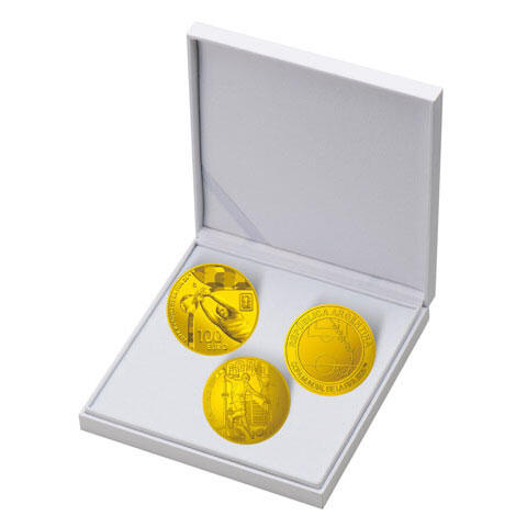 G.金貨3種セット/「FIFAワールドカップ26」公式記念コイン/商品一覧
