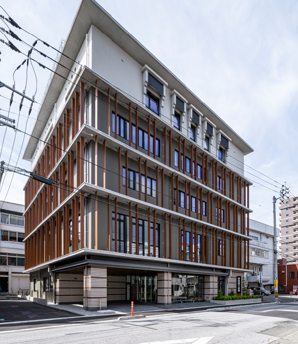 高知商工会館（施設外観）