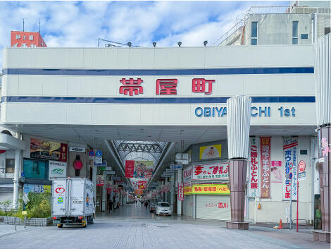 徒歩圏内に高知市中心商店街