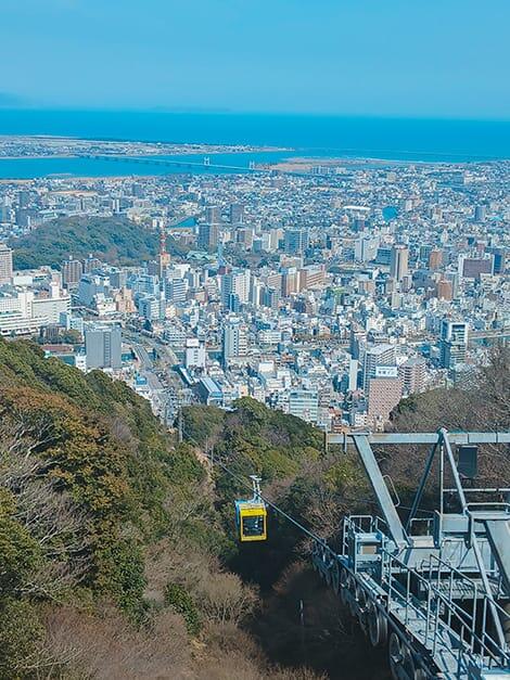 徳島市のシンボル<br>「眉山」頂上からの徳島市全景