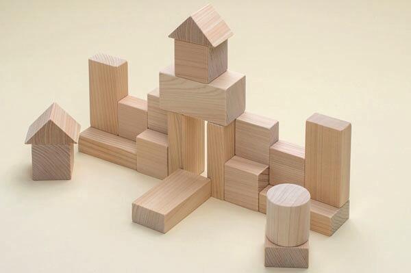 ウッドキュウブ