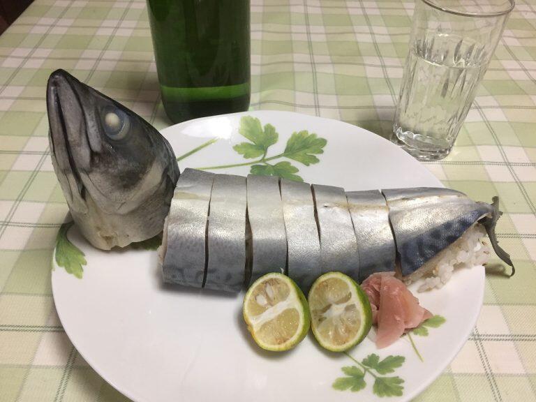 日本酒『ひやおろし』とサバ姿寿司