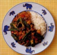 オクラ入り野菜カレー