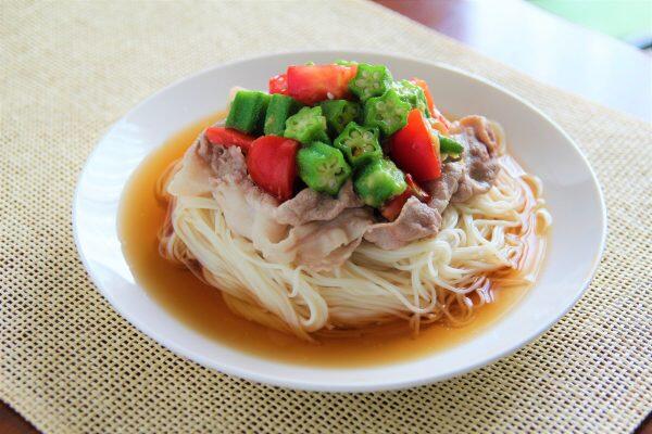 オクラとトマトのさっぱりそうめん