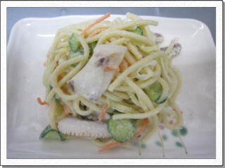 イカスパゲティーサラダ