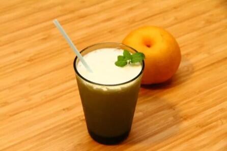 梨のスムージー