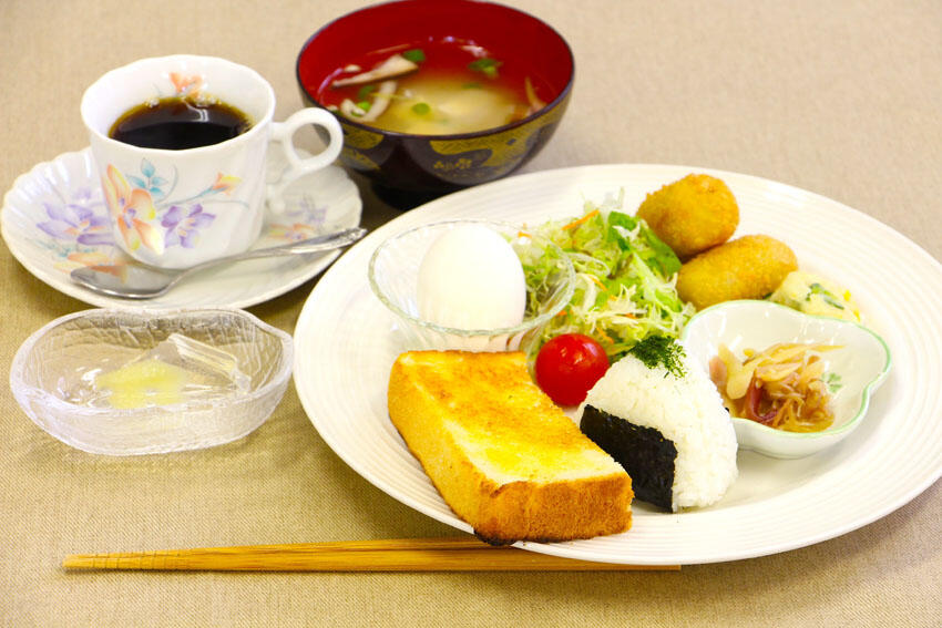 毎月第1・3日曜日と月曜日にはモーニング