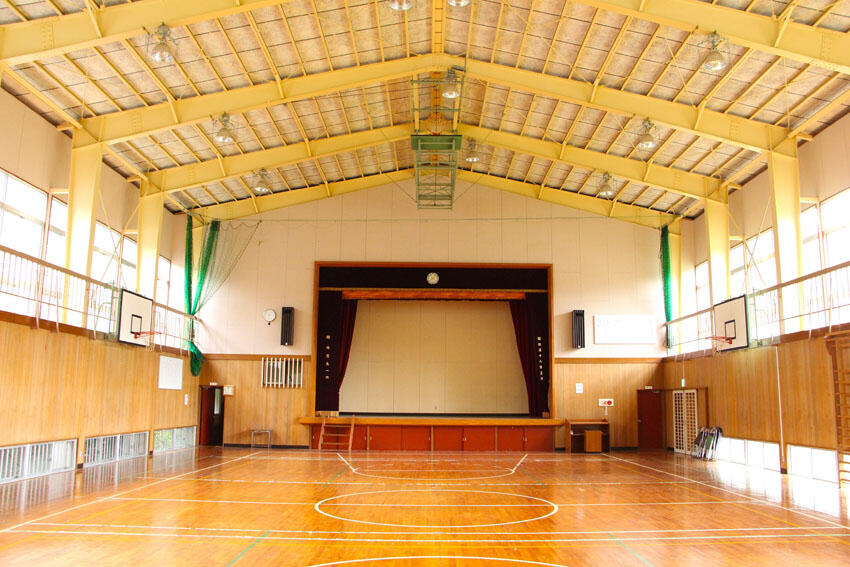 合宿などにも最適な体育館も事前申込で貸切