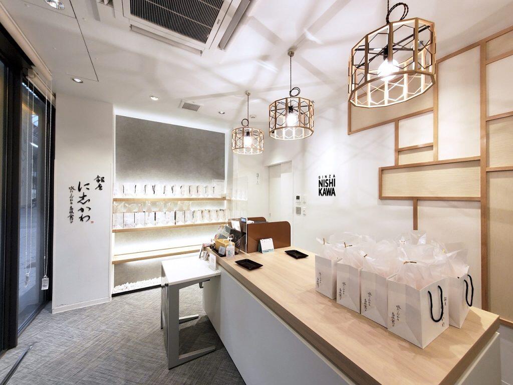 扉を開けると、お店を包み込む甘~い香りに思わずうっとり...♪