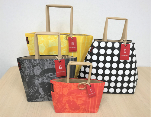 色とかたちが愛おしい!GOZARU BAG(ゴザルバッグ)