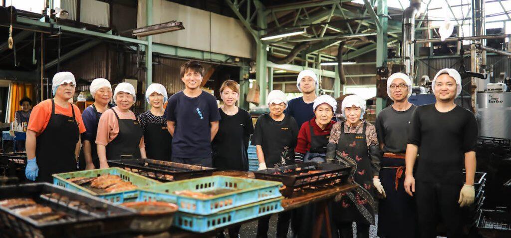 明治初期、紀州の漁師から本枯れ節の製法を習得した播磨屋亀蔵(はりまやかめぞう)によって、宇佐地域に鰹節の製法が伝えられたといわれています