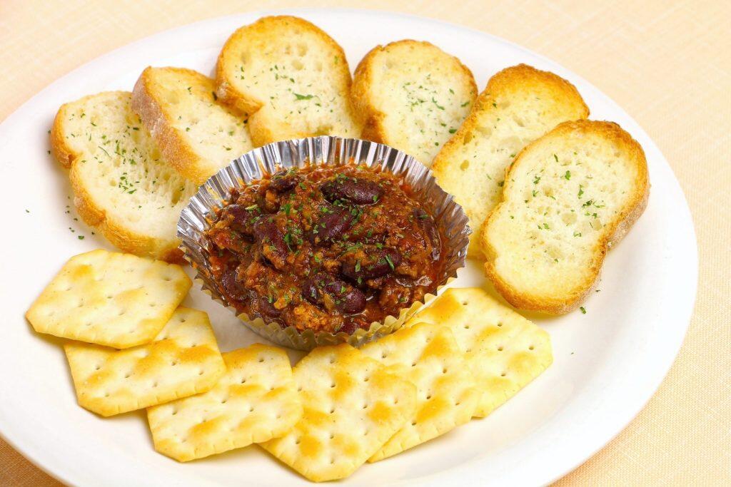 外国人観光客も多い「ひろめ市場