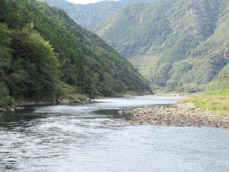 「石元食品」の弘岡かぶのお漬物は、仁淀川の伏流水と天然天日塩を100%使用