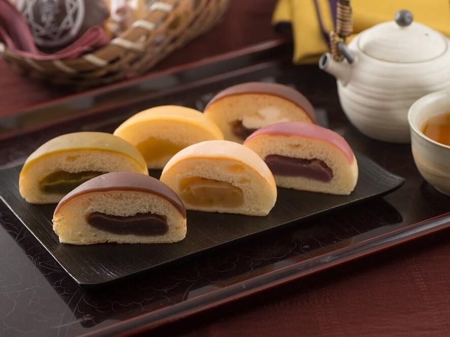 あんぱんに羊羹をコーティングした「菱田ベーカリー」の羊羹ぱん♪
