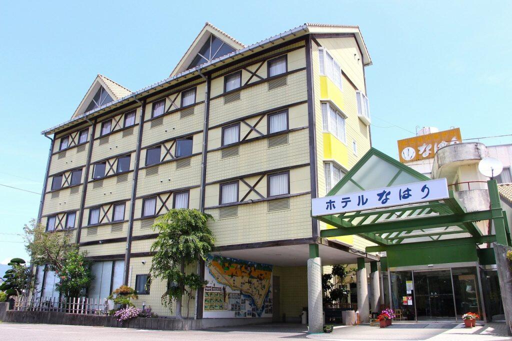 マグロのプロ！「ホテルなはり」には、美味しい天然マグロ商品がズラリ！