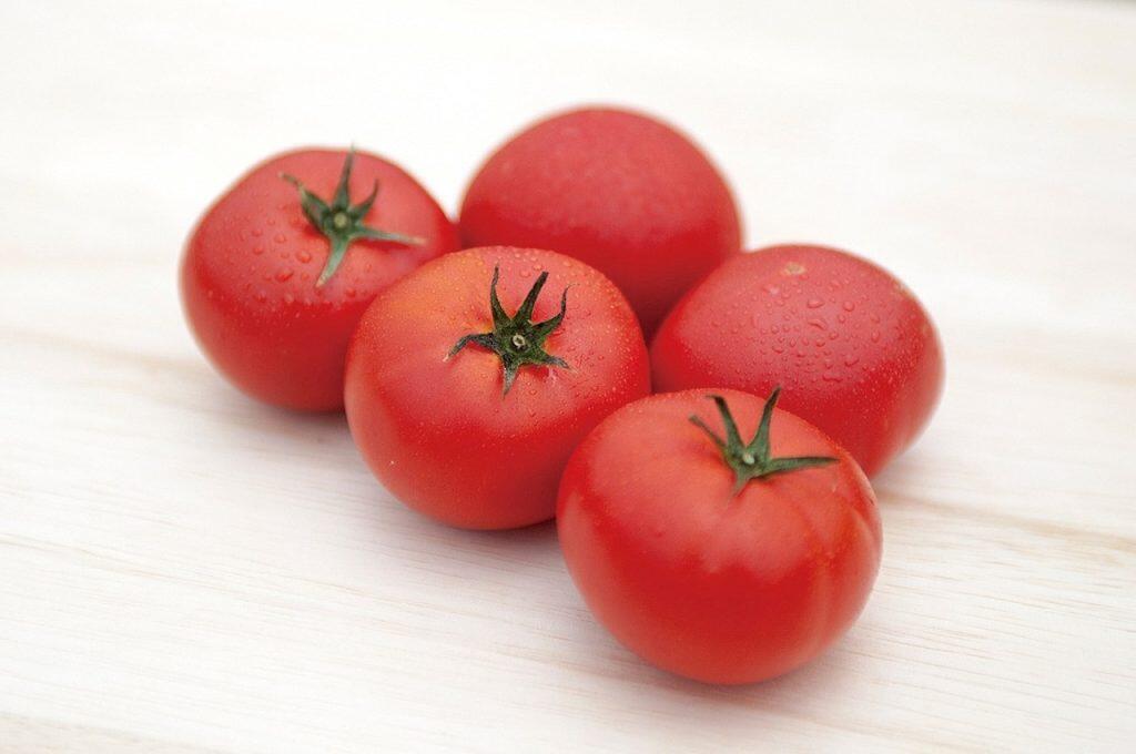 フルーツトマトとは、トマトの品種ではなく、糖度が8度以上のトマトを総称した呼び名