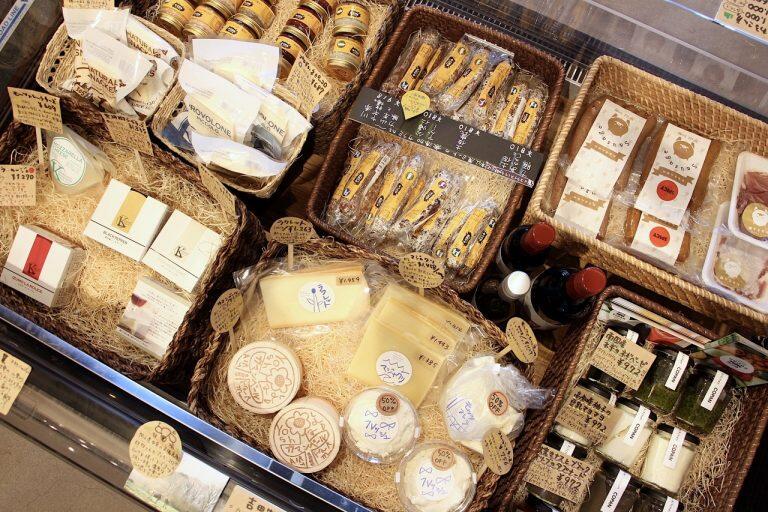 ワインにぴったりなスイーツやチーズ