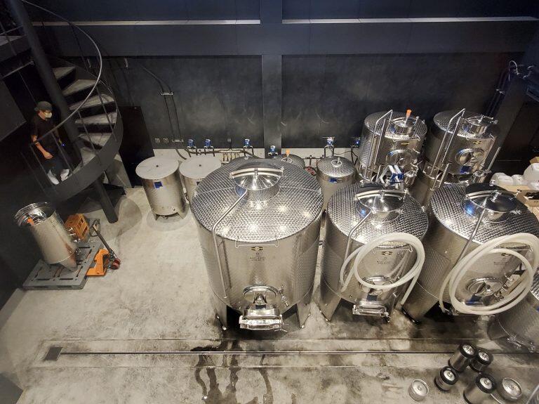 地下にある醸造所の様子