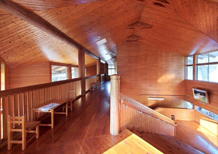 2009年に閉校した旧地蔵寺小学校を再生した『集落活動センター地蔵寺』