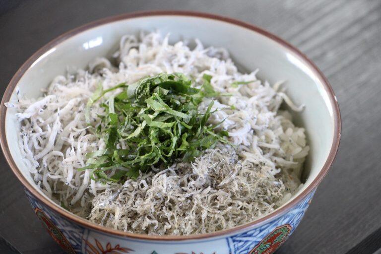 製造直売店ならではの出来たての美味しさを味わえます