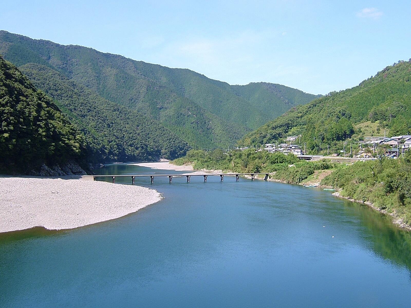 清流・四万十川が流れる自然豊かな四万十市