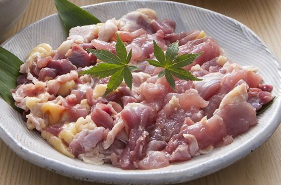 キジ肉と出汁を使ったスープがセットになった『キジ鍋セット』