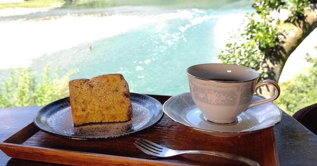 絶景と絶品スウィーツとが相まった癒しの空間