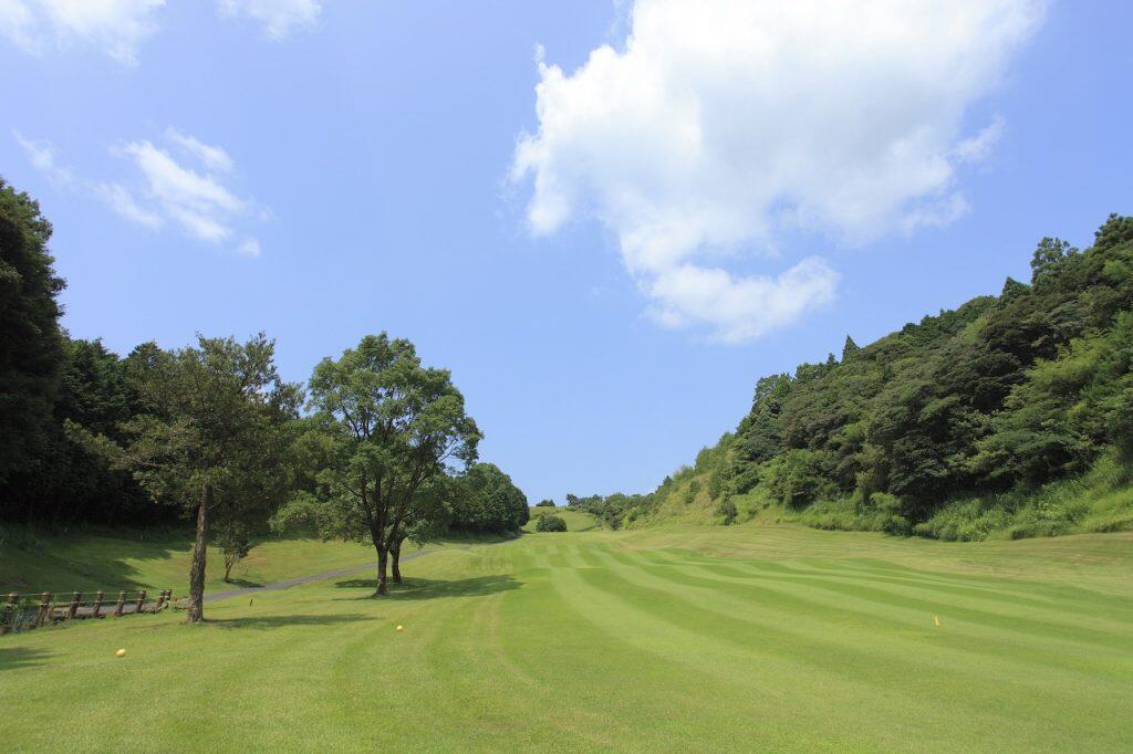 インドア派でもキャンプの醍醐味を味わえる「スカイヒルグランピング」