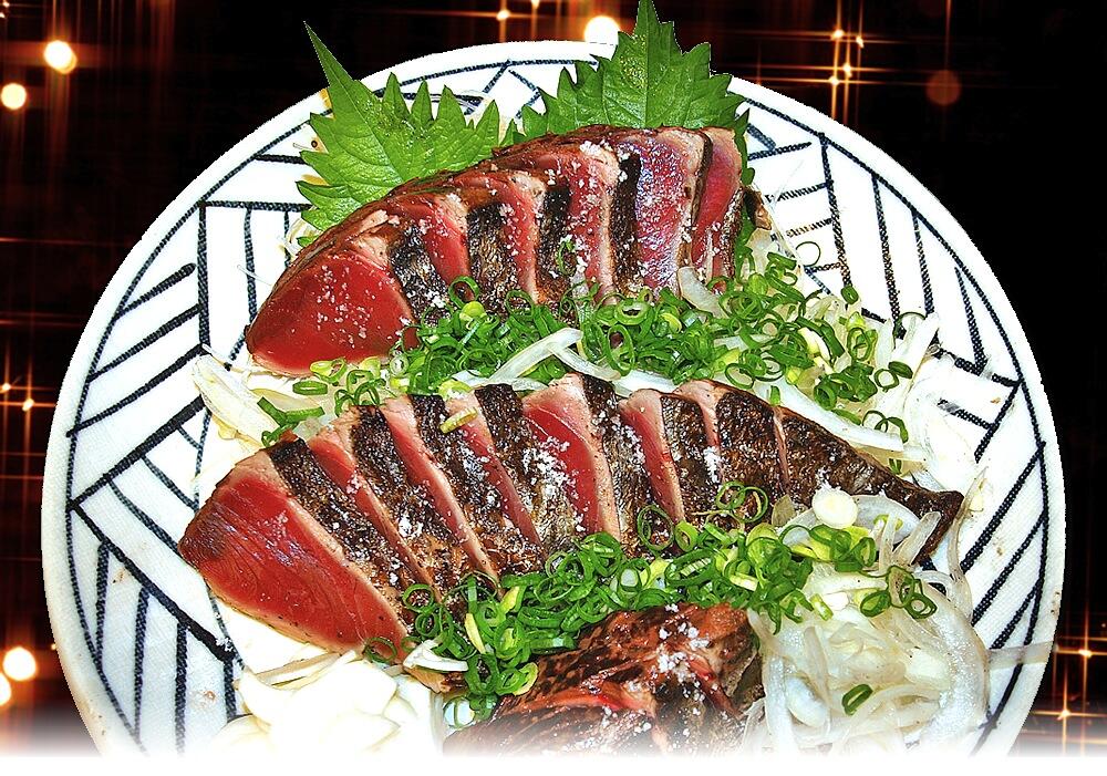 身の引き締まったさっぱり味が魅力の初鰹のタタキ!