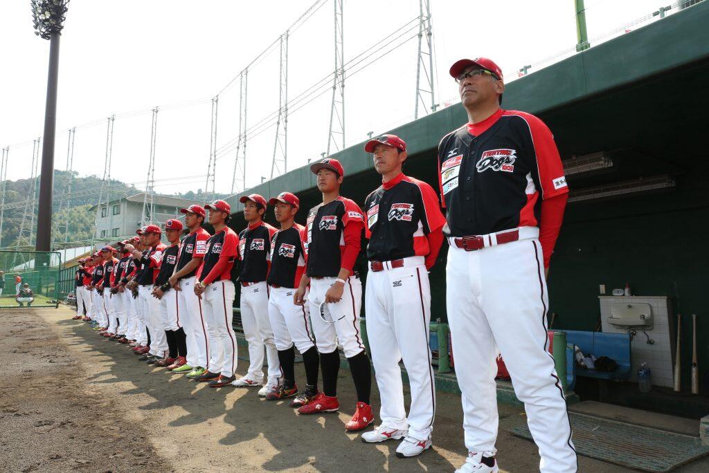 高知市野球場でのナイターは夕涼みスポットとしても大人気