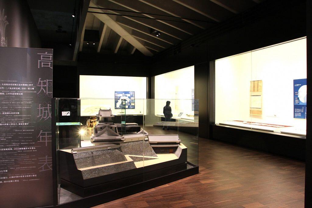 定期的に展示内容を変更しているほか、季節毎に企画展や多彩な催しも開催しているので、何度でも訪れたくなるスポットです。