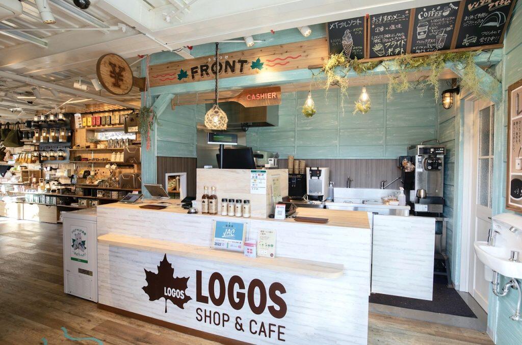 軽食・スイーツ、ドリンクを用意したカフェも併設