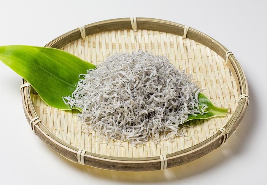 ちりめんじゃこやかちり、釜出ししらすなどは「土佐角弘海産」のHPからも購入できます。