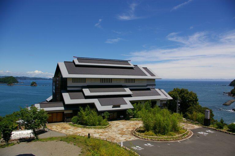 太平洋に面した中土佐町久礼