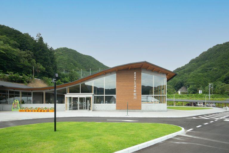 佐川町の美味しいものが集まる「まきのさんの道の駅・佐川」