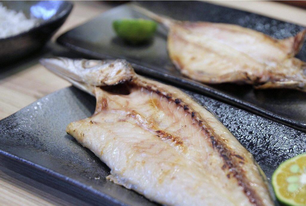 程よい塩加減で魚本来の旨みを際立たせた「真アジ」