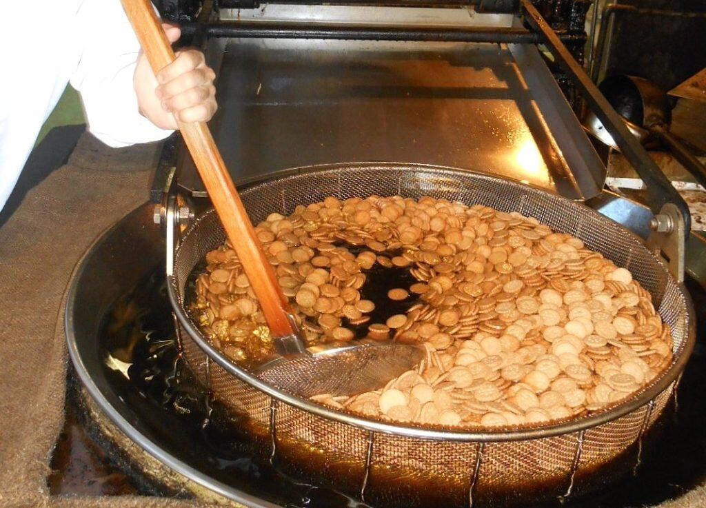 豆の旨みや香ばしさがプラスされることが、ミレービスケットの美味しさの秘密だといわれています