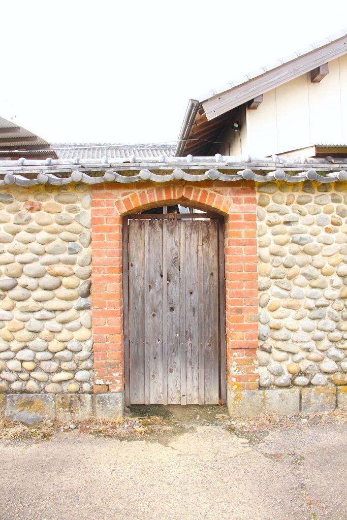 煉瓦アーチの出入口を設けた「森家住宅」