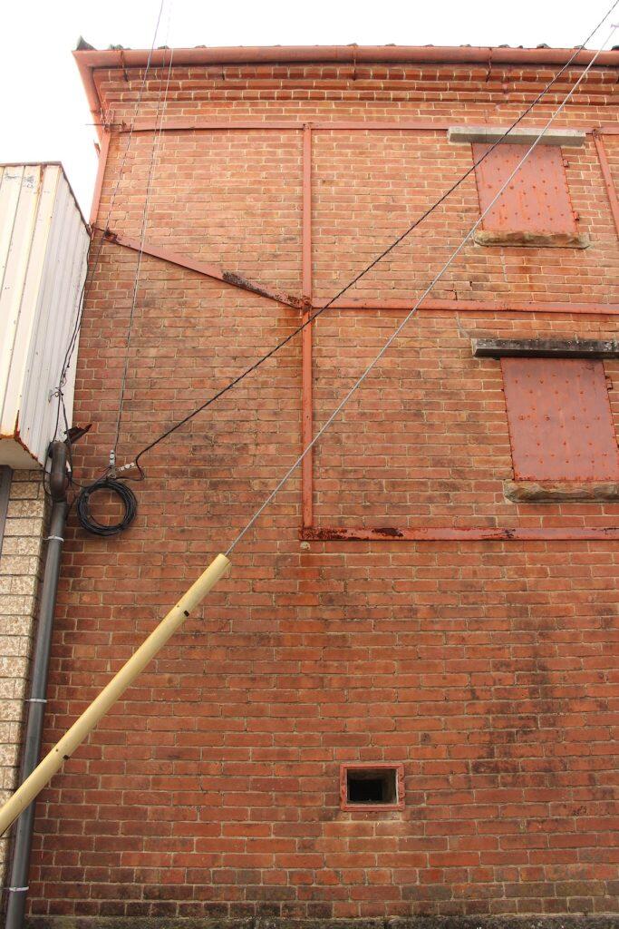 煉瓦造りの蔵のある「濱田家住宅」