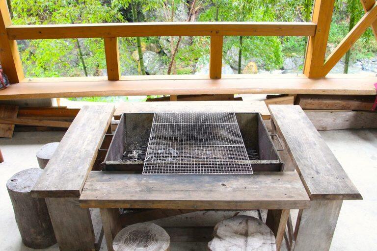 密かに注目されている行川を望む大自然で、ピザ作り体験やバーベキューが楽しめる「ふれあいの里 なめかわ」