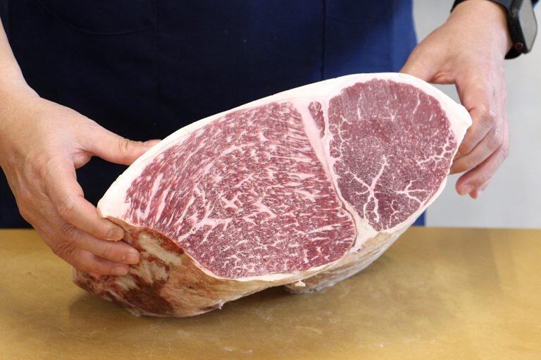 自分好みのお肉をオーダーできる室戸市の「にくや牛正」