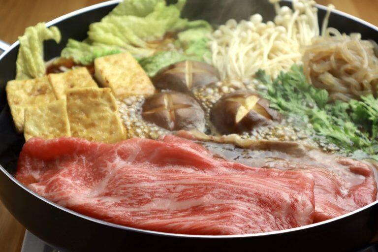 すき焼きにして食べてみると、サラッとした上品な脂の甘みと赤身の旨味が口いっぱいに広がります