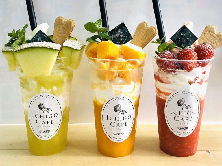 4月30日までは、イチゴ狩りとイチゴスイーツがセットで楽しめる