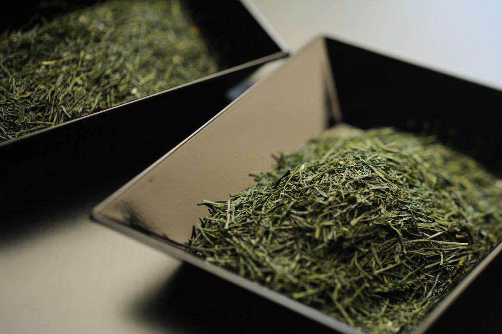 土佐の茶所・仁淀川町の良質なお茶と茶農家手作りスイーツ♪