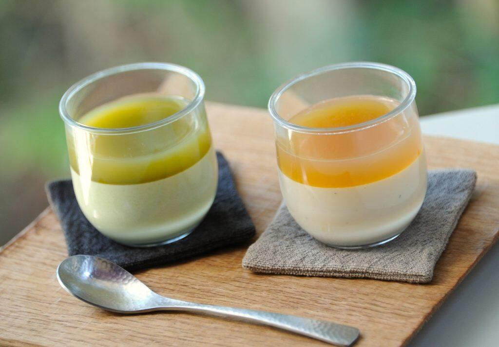 「かぶせ茶」と「ほうじ茶」の2種類の味が楽しめる「茶畑プリン」