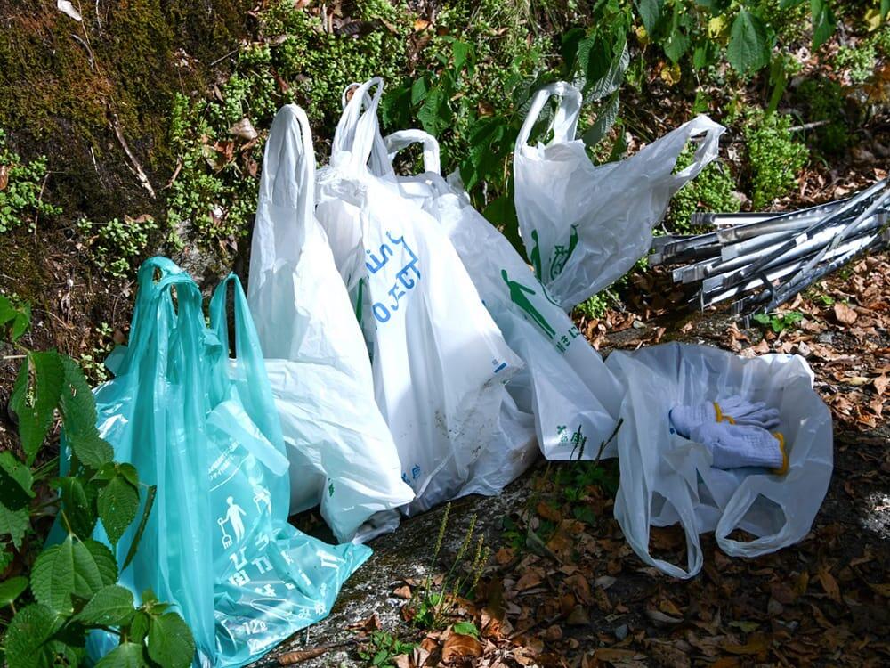仁淀川近辺清掃活動の様子_4/仁淀鉄鋼株式会社/仁淀川清掃ボランティア活動