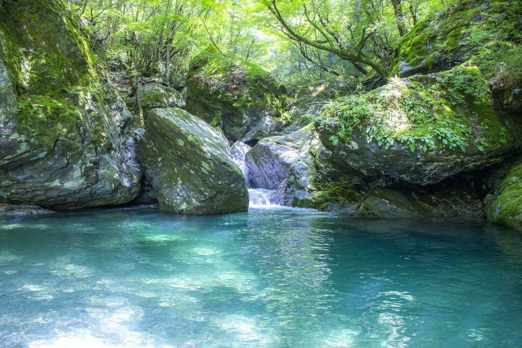 日本で二番目に人口の少ない村