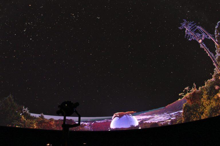 天体観測をしている芸西天文学習館、太陽系を旅する彗星などを紹介